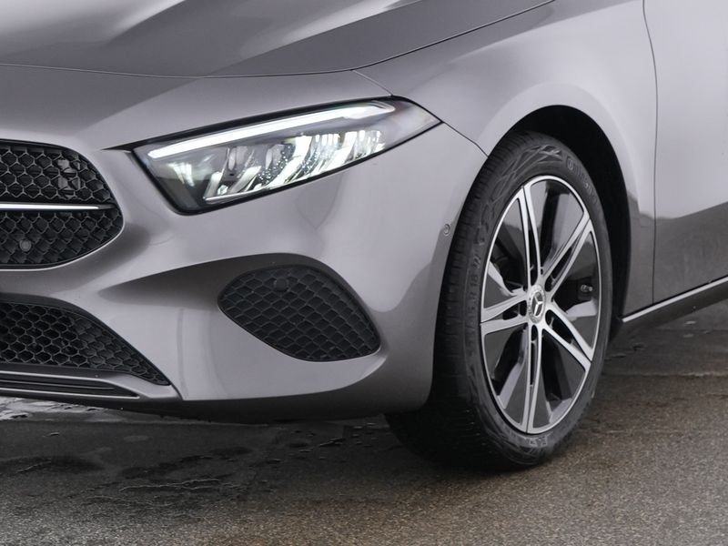 Mercedes-Benz A 200 PROGRESSIVE NIGHT SPUR KAMERA PDC SHZ