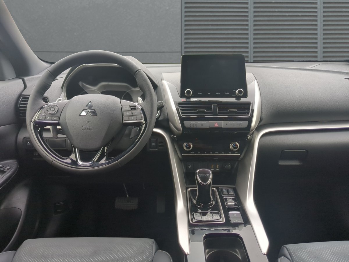 Mitsubishi Eclipse Cross Plug-In Hybrid PHEV Select