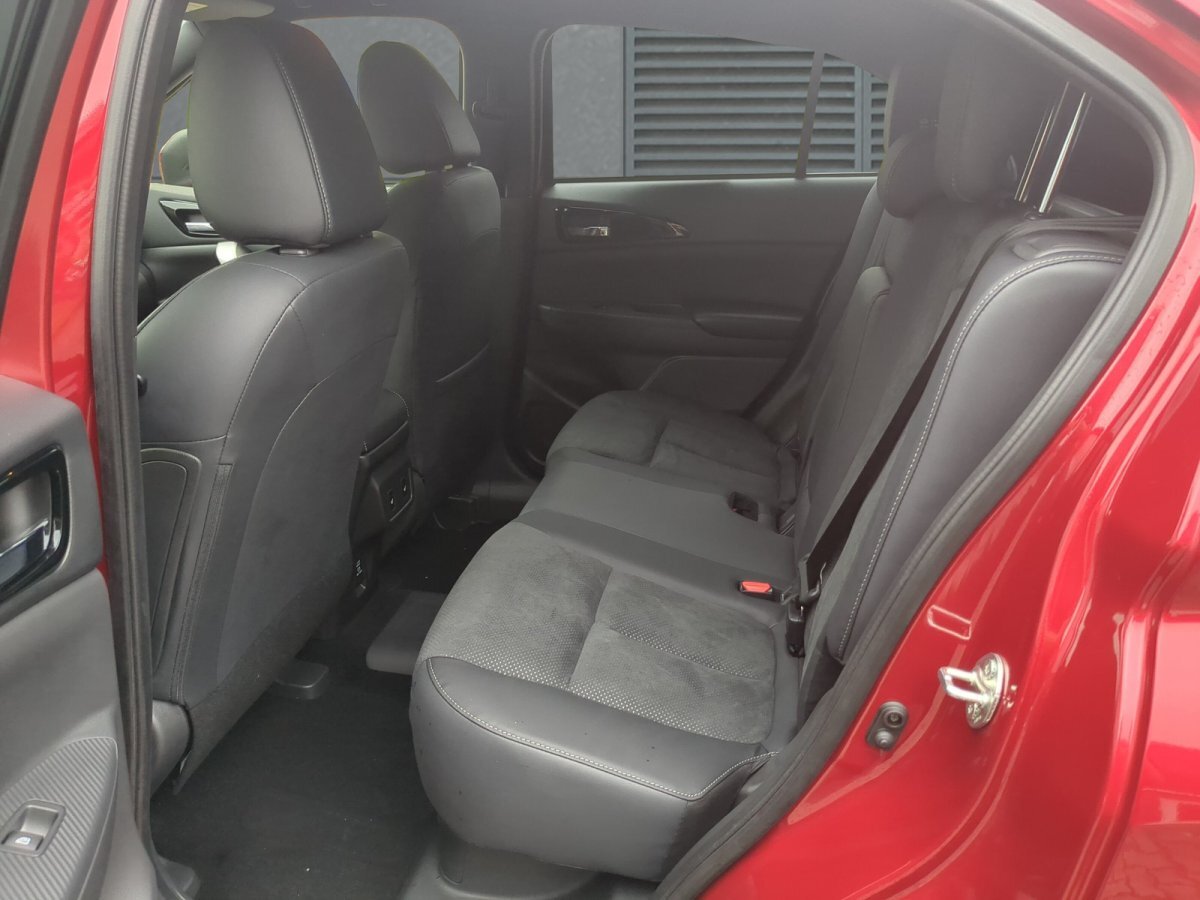 Mitsubishi Eclipse Cross Plug-In Hybrid PHEV Select
