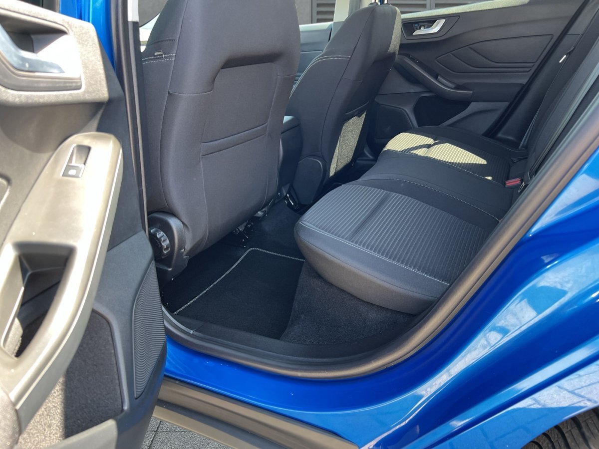 Ford Focus 1.0 EcoBoost Titanium X SHZ