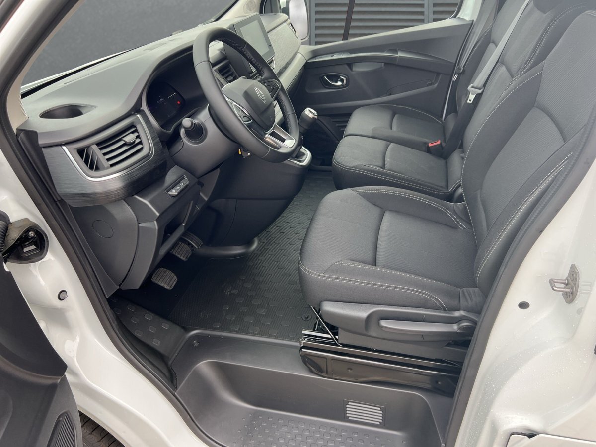 Renault Trafic EXTRA Blue dCi 170 L2H1 3.0t Holzboden