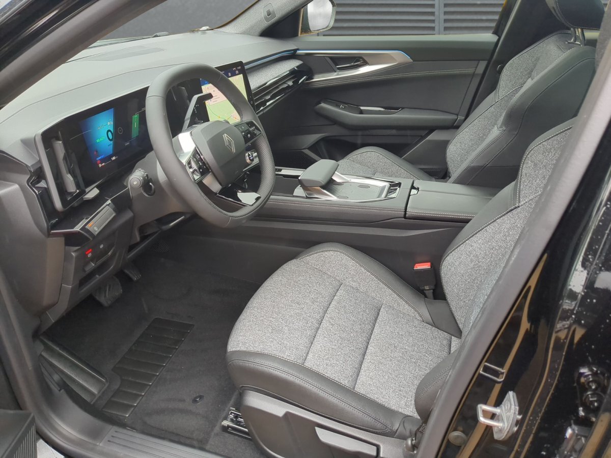 Renault Austral E-TECH 200 Techno Pano