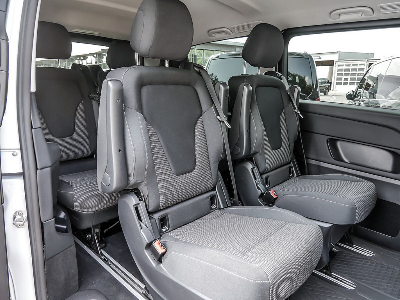 Mercedes-Benz V 220 FACELIFT DISTRO/KAMERA/7 SITZE/KLIMAAUT/SHZ