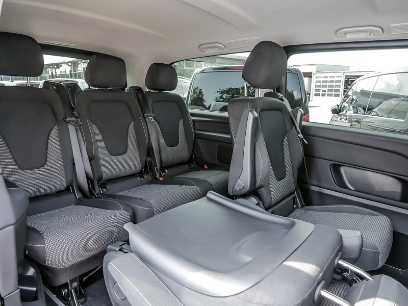 Mercedes-Benz V 220 FACELIFT DISTRO/KAMERA/7 SITZE/KLIMAAUT/SHZ