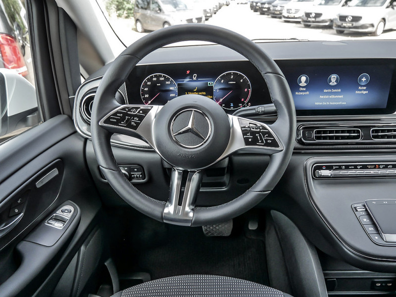 Mercedes-Benz V 220 FACELIFT DISTRO/KAMERA/7 SITZE/KLIMAAUT/SHZ