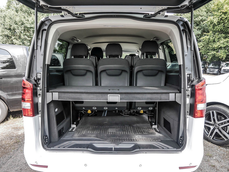 Mercedes-Benz V 220 FACELIFT DISTRO/KAMERA/7 SITZE/KLIMAAUT/SHZ