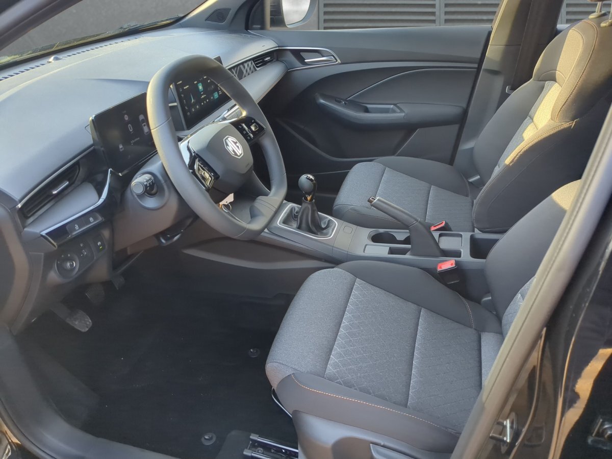 MG MG3 1,5 T Excite RFK PDC CarPlay