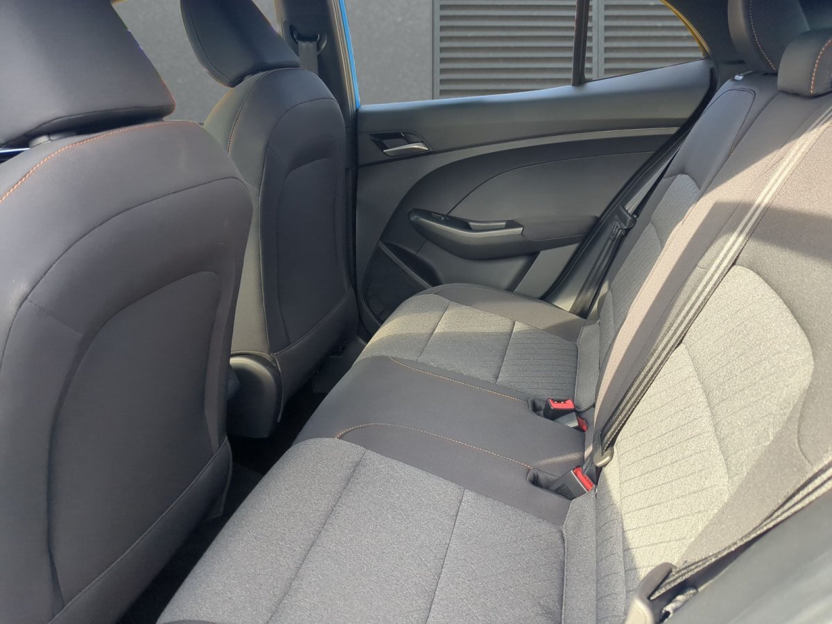 MG MG3 1,5 T Excite RFK PDC CarPlay