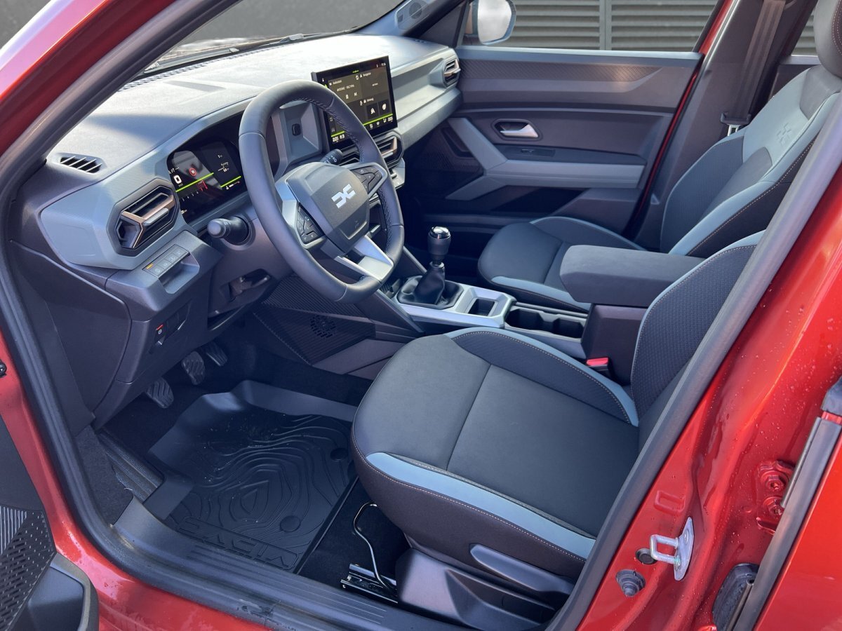 Dacia Bigster TCe 140 Extreme Winter-Plus-Paket+Pano-Dach