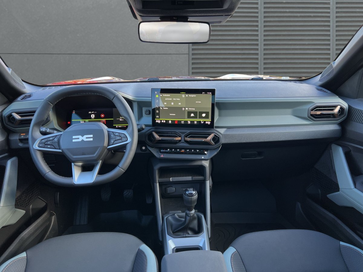 Dacia Bigster TCe 140 Extreme Winter-Plus-Paket+Pano-Dach