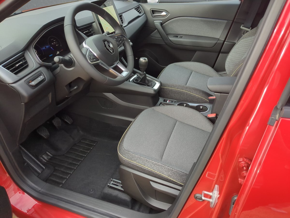 Renault Captur TCe 140 Techno RFK Klima