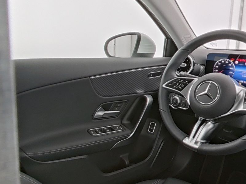 Mercedes-Benz A 220 Progressive Line Advanced