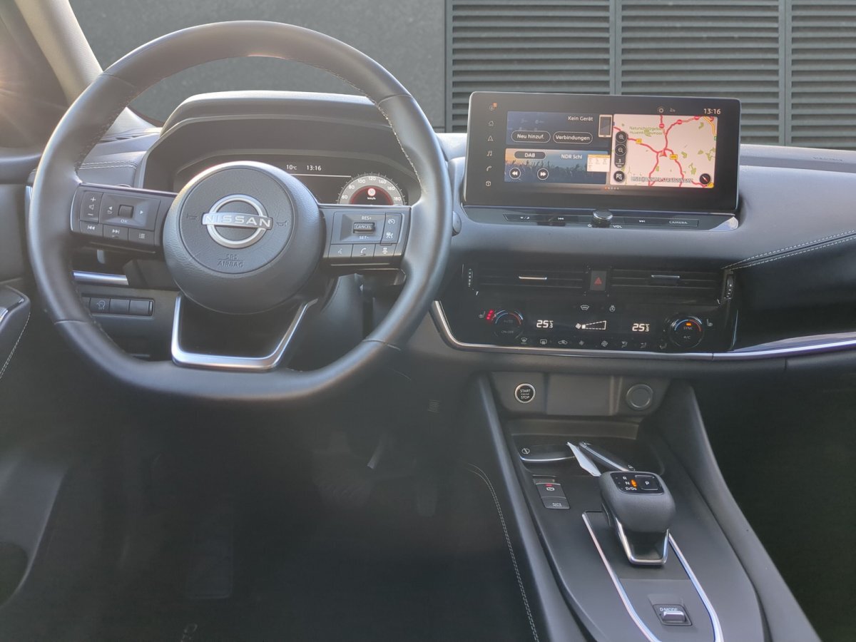 Nissan Qashqai 1.3 DIG-T CVT N-Connecta+Winterpaket+360° Kamera