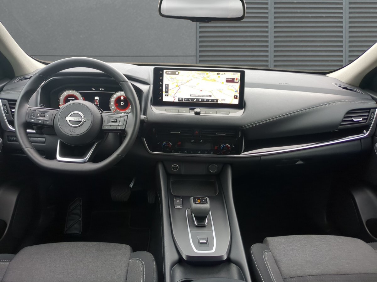Nissan Qashqai 1.3 DIG-T CVT N-Connecta+Winterpaket+360° Kamera