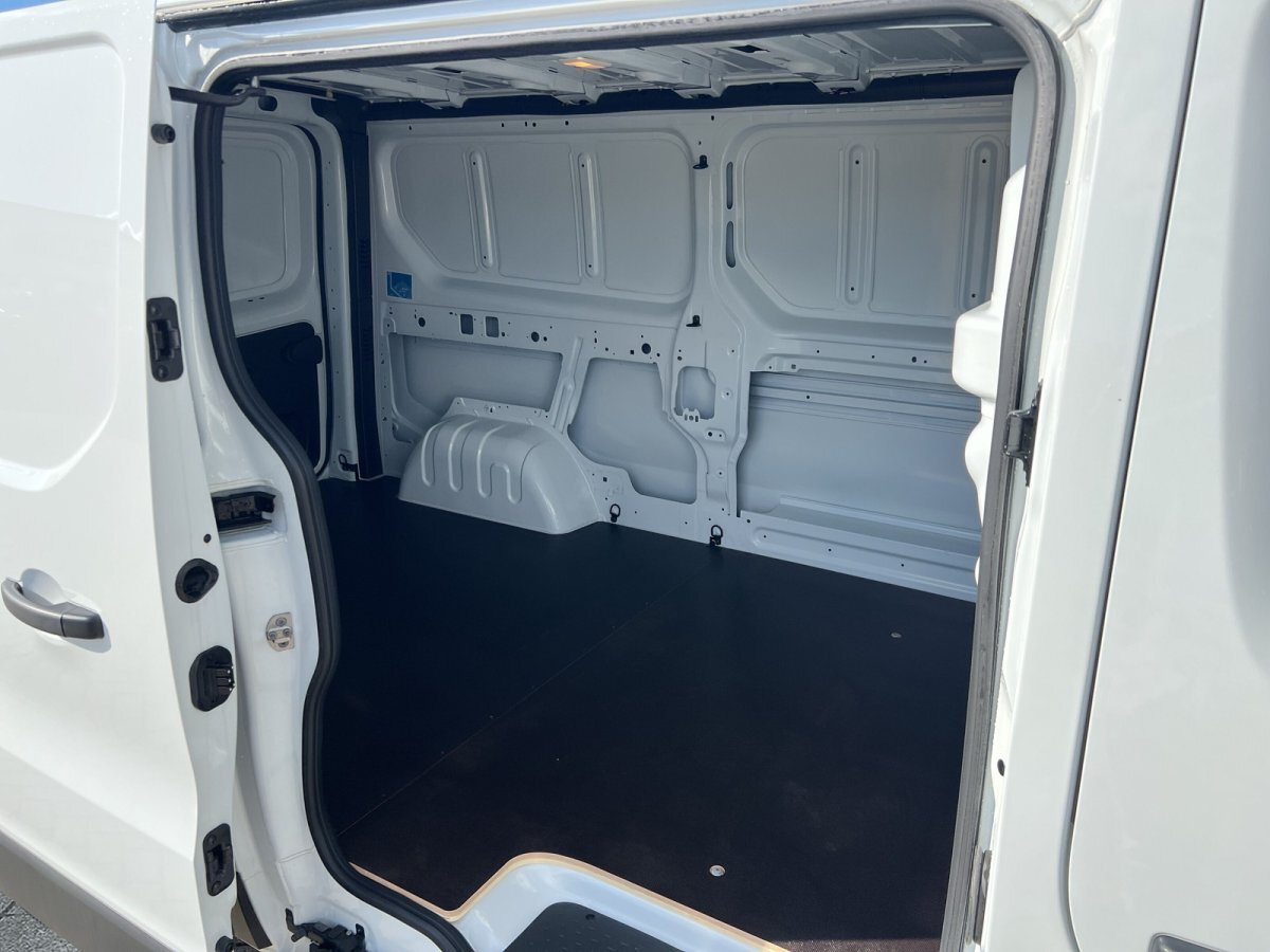 Renault Trafic dCi 150 L2H1 3,0t AHK+GJR+SHZ