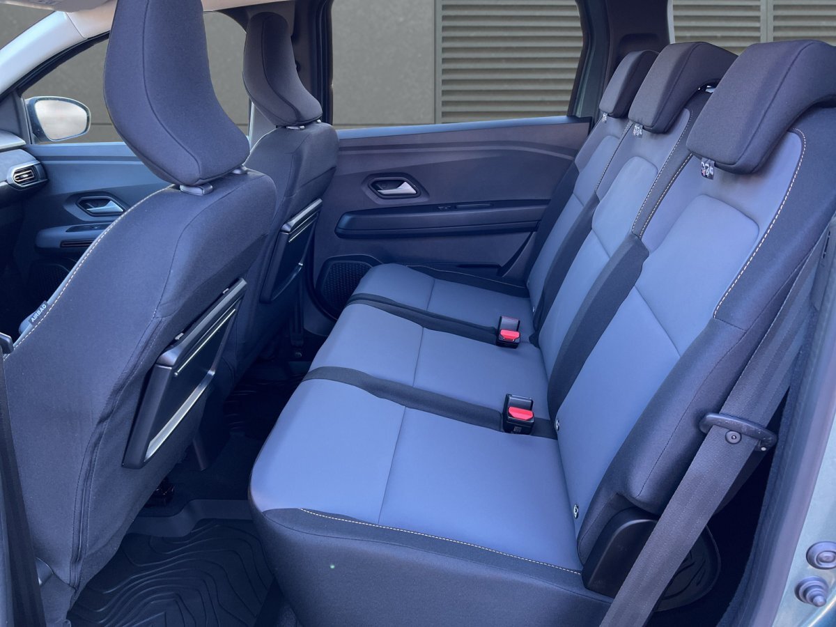 Dacia Jogger TCe 110 Extreme 7-S SHZ