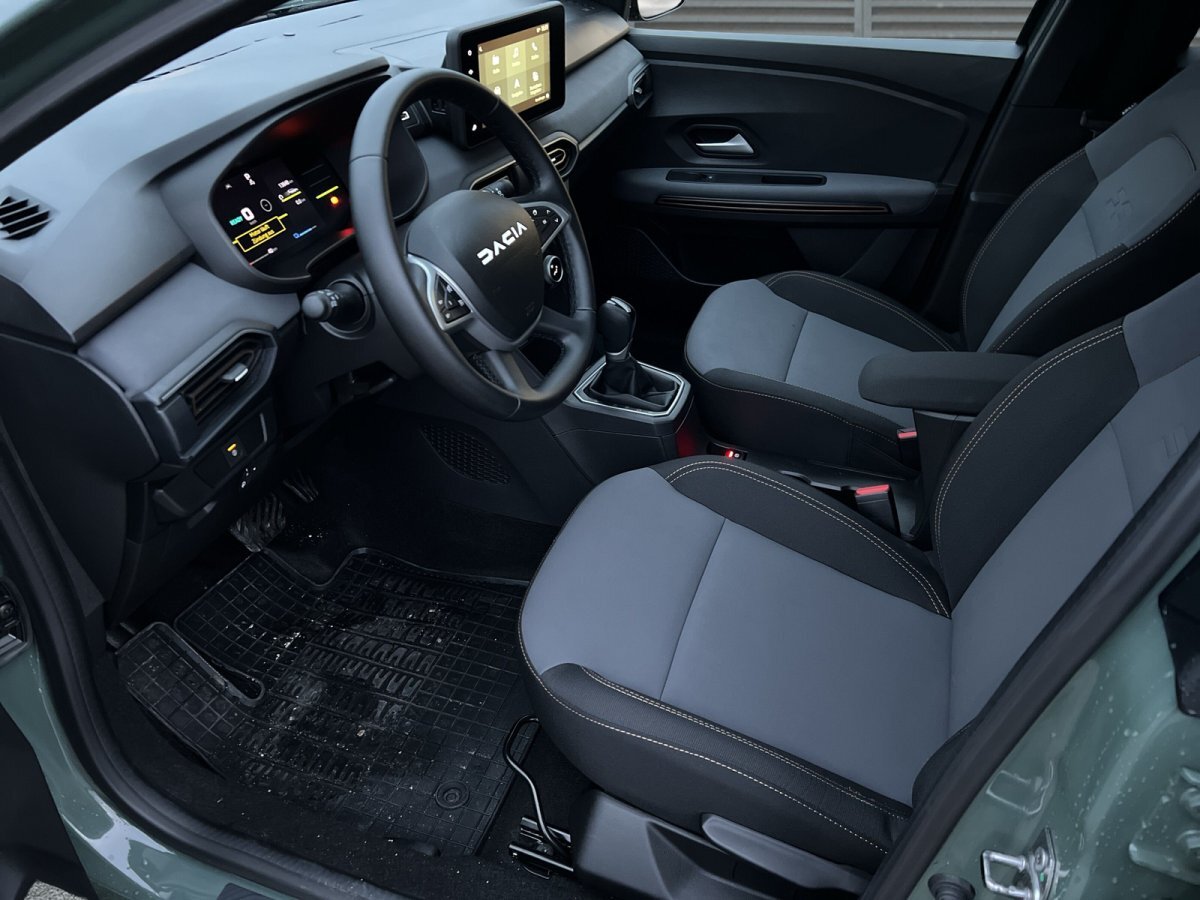 Dacia Jogger Hybrid 140 Extreme 7-S SHZ