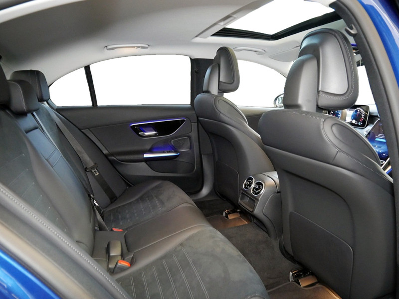 Mercedes-Benz C 300 AMG MEMO 360 AHK DISTR KAMERA SPUR PDC