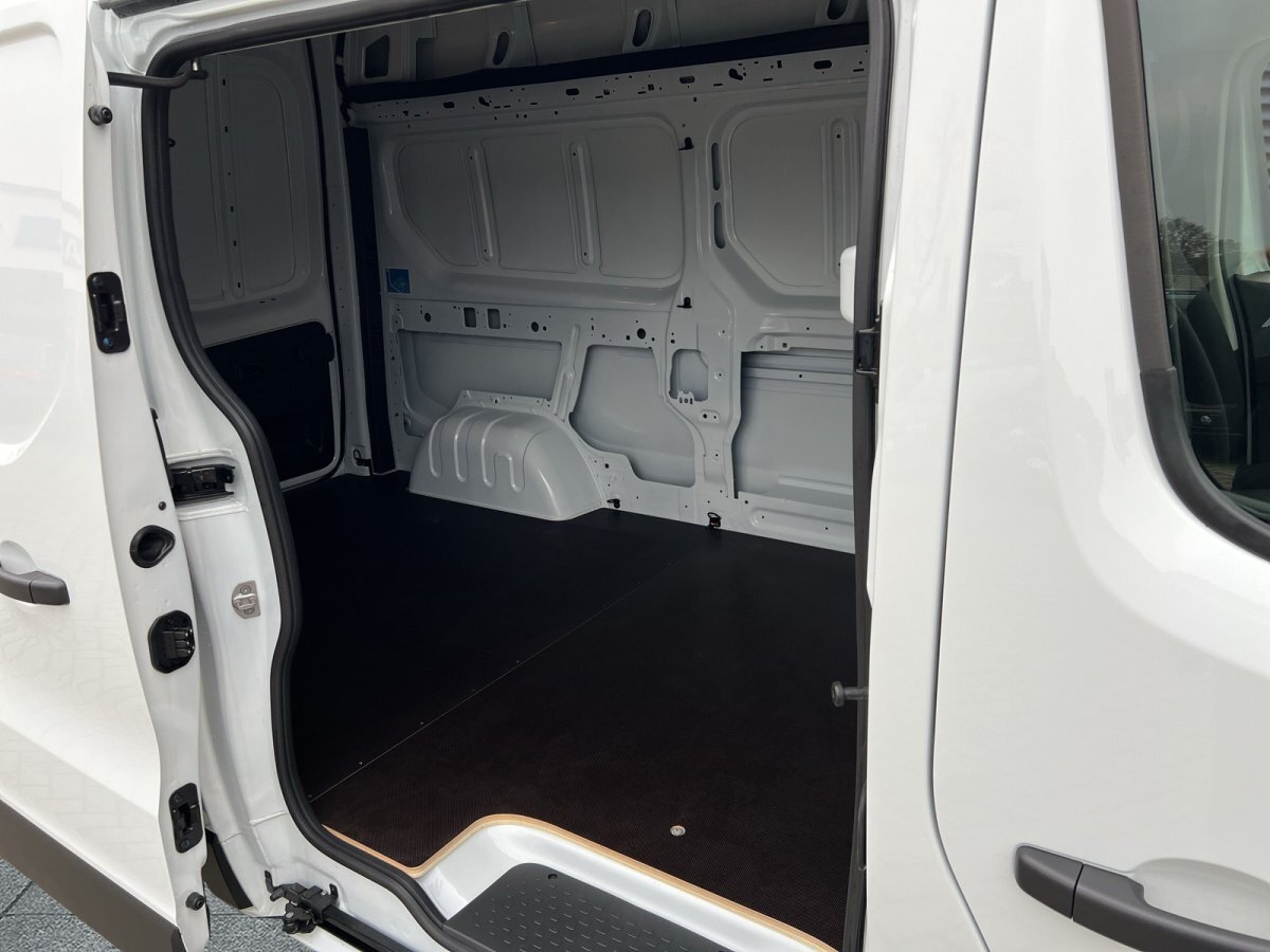 Renault Trafic dCi 150 L2H2 3,0t AHK+GJR+SHZ