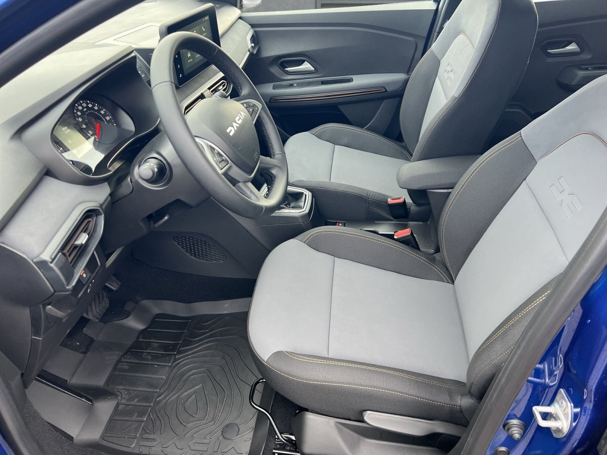 Dacia Sandero Stepway TCe 90 CVT Extreme SHZ PDC RFK