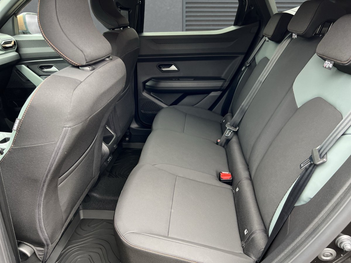 Dacia Duster Hybrid 155 Extreme SHZ LKHZ RFK