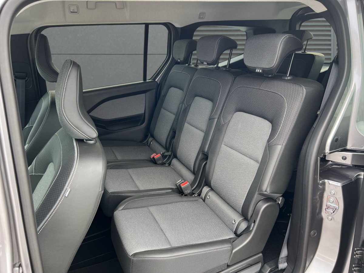 Renault Grand Kangoo TCe 130 Techno SHZ