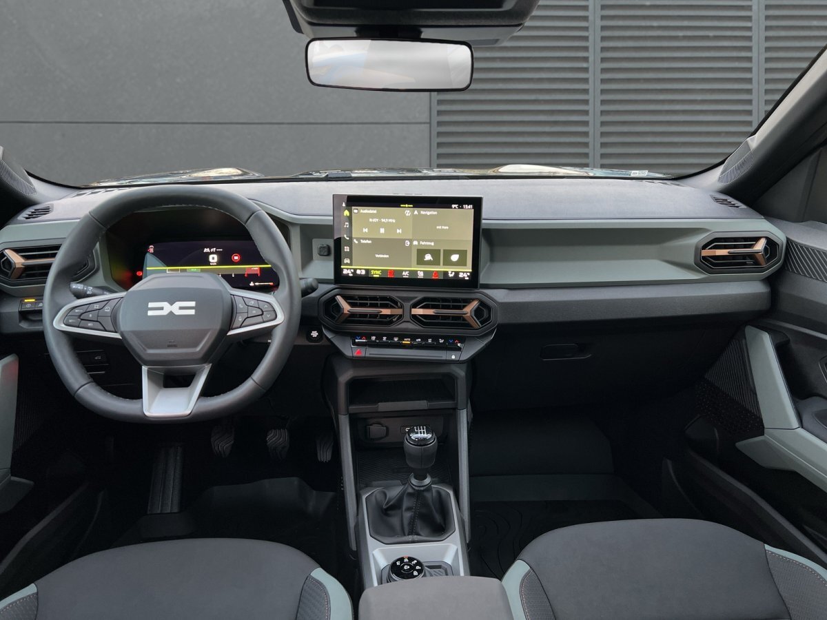 Dacia Bigster TCe 130 Extreme 4x4 SHZ el. Heckkl. RFK Pano