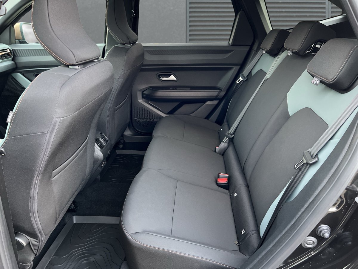 Dacia Bigster TCe 130 Extreme 4x4 SHZ el. Heckkl. RFK Pano