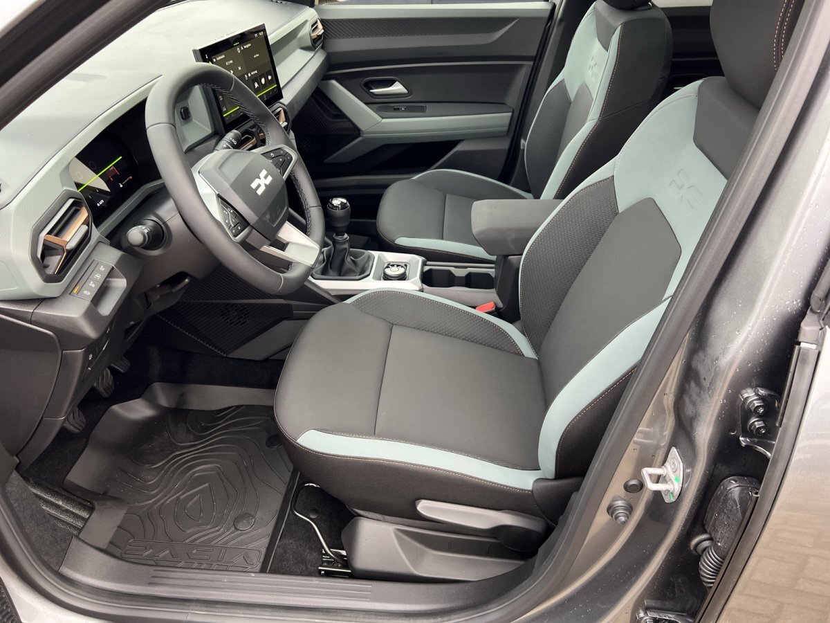 Dacia Bigster TCe 130 Extreme 4x4 SHZ el. Heckkl. RFK Pano