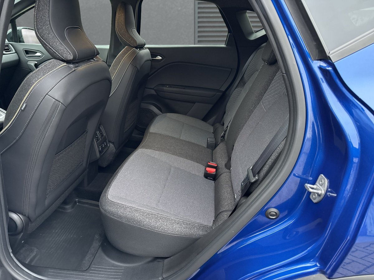 Renault Captur TCe 160 EDC Techno SHZ LKHZ