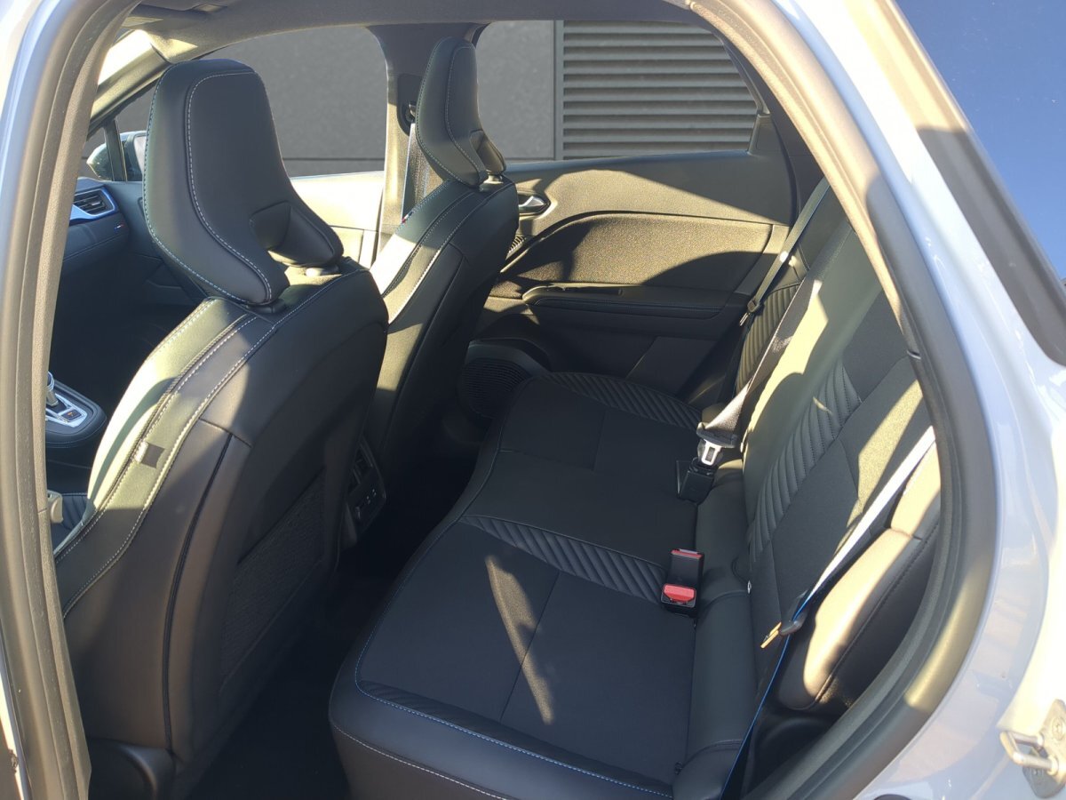 Renault Symbioz Full Hybrid E-Tech 145 Esprit Alpine Panodach LKHZ+RFK+SHZ