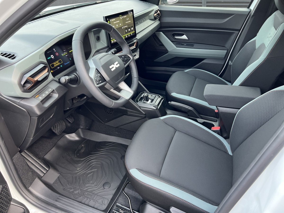 Dacia Duster Hybrid 140 Extreme SHZ LKHZ Multiview