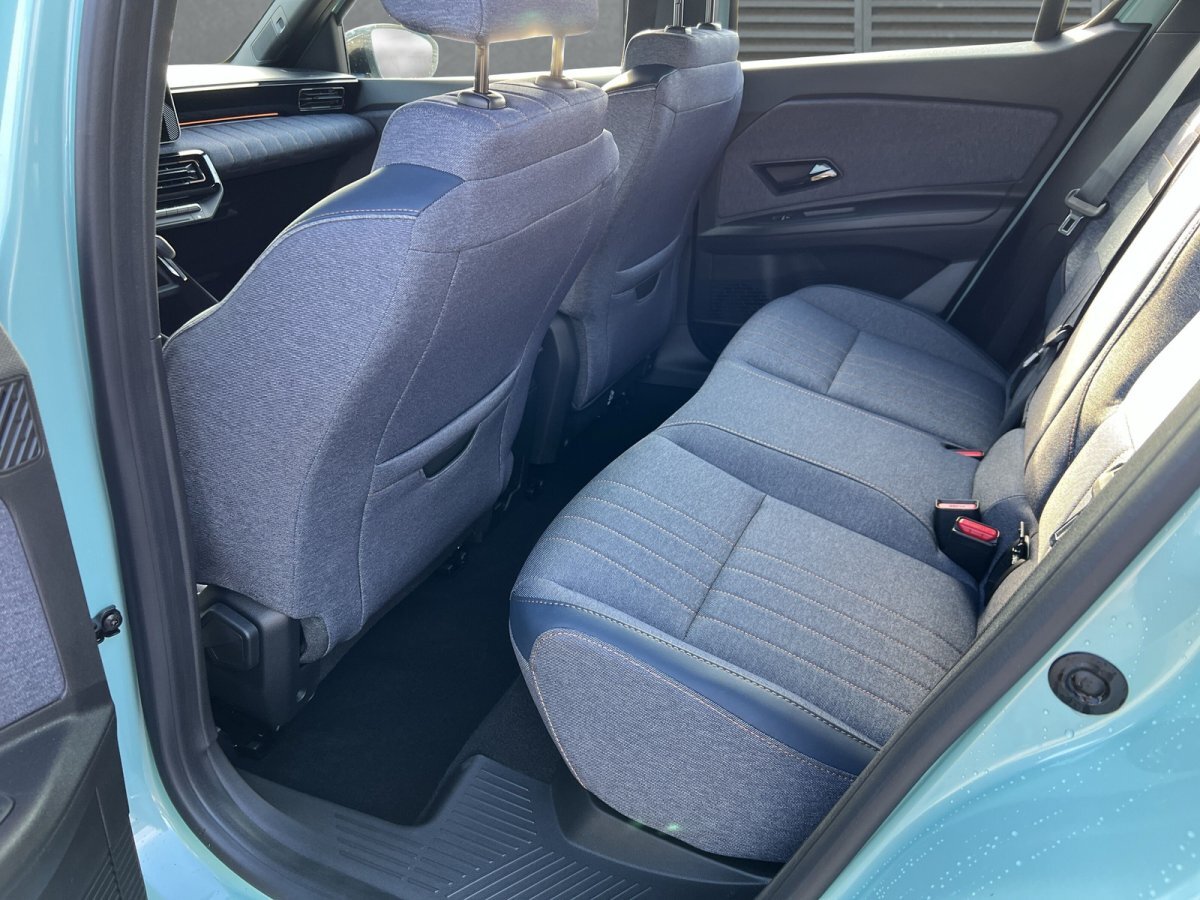 Renault R 4 E-TECH 150 Comfort Range Techno CCS+Winter-Paket+RFK