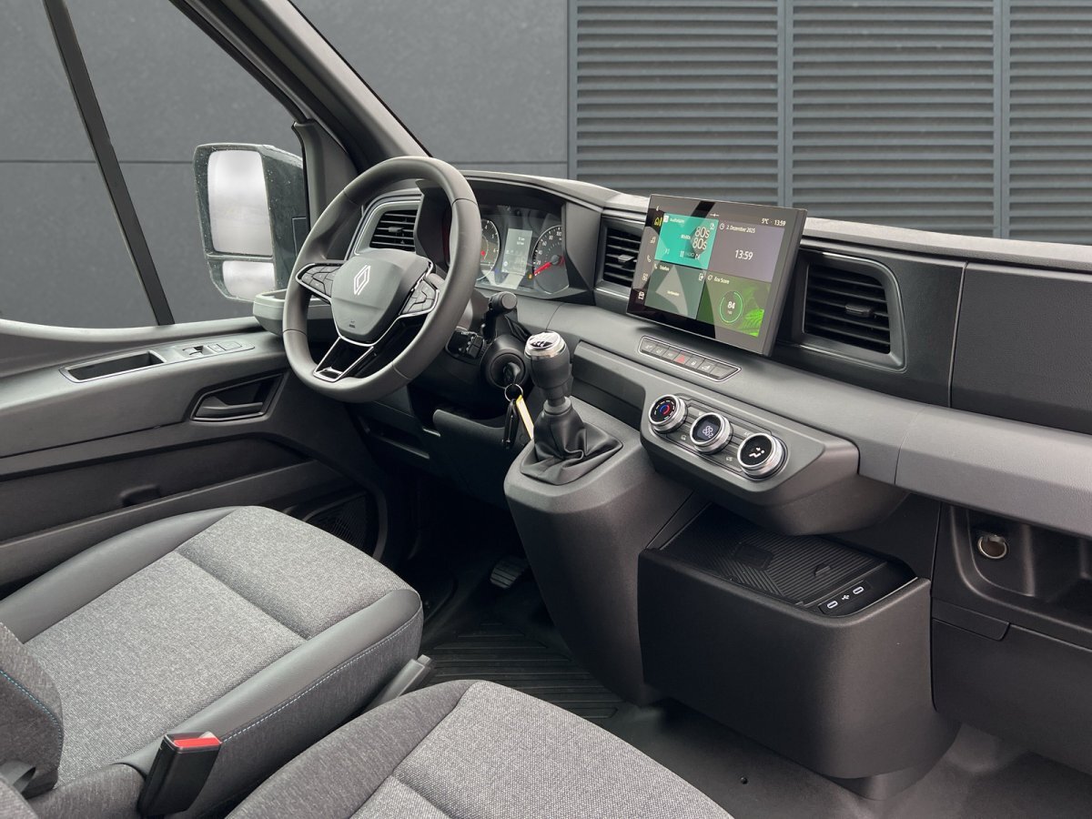 Renault Master dCi 170 L3H2 3,5t Extra Reserverad Kabinenbeleuchtung