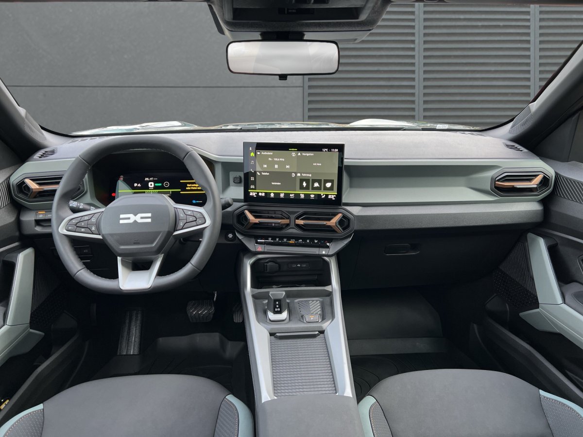 Dacia Bigster Hybrid 155 Extreme Pano SHZ LKHZ RFK