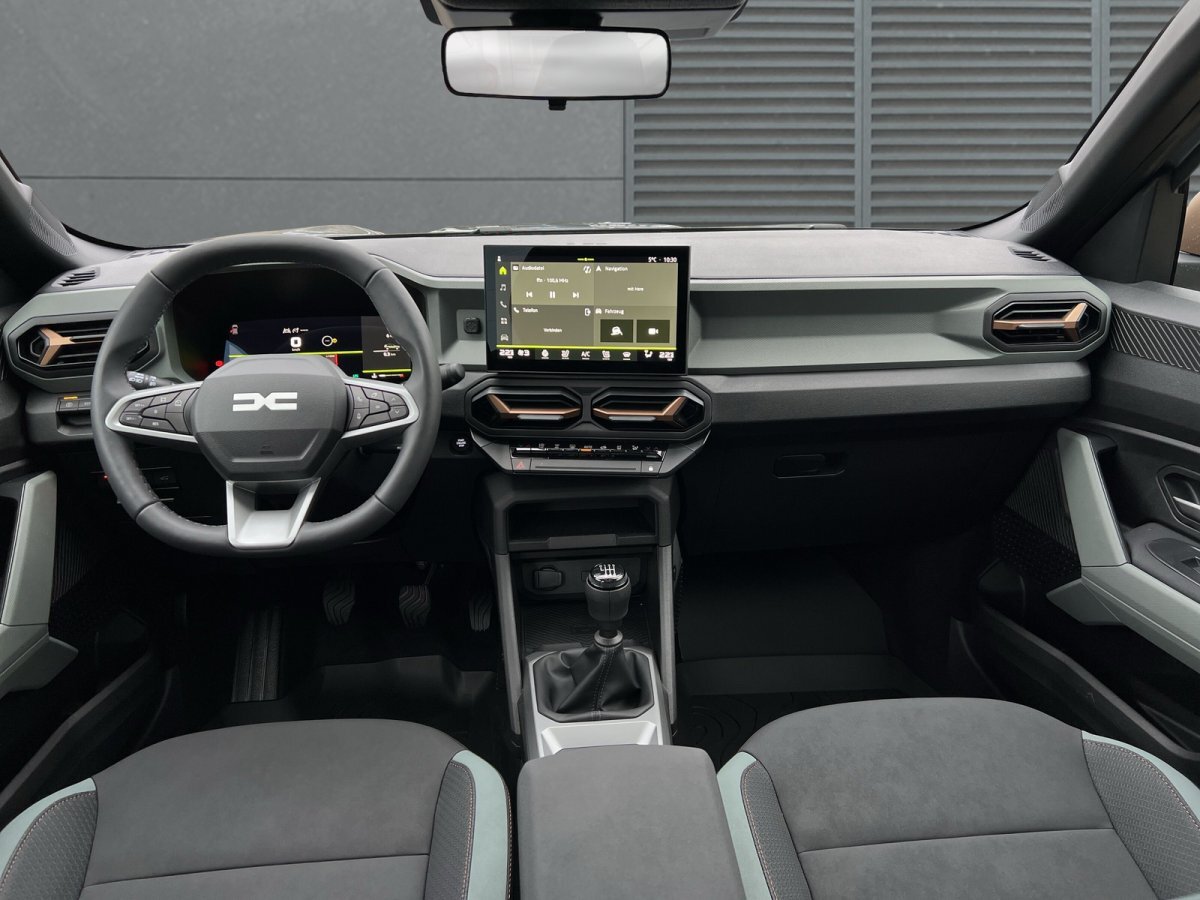 Dacia Bigster TCe mild hybrid-G 140 Extreme Winter-Paket+City-Paket+Panodach