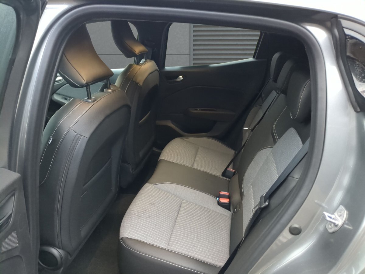 Renault Clio TCe 90 Techno SHZ LKHZ