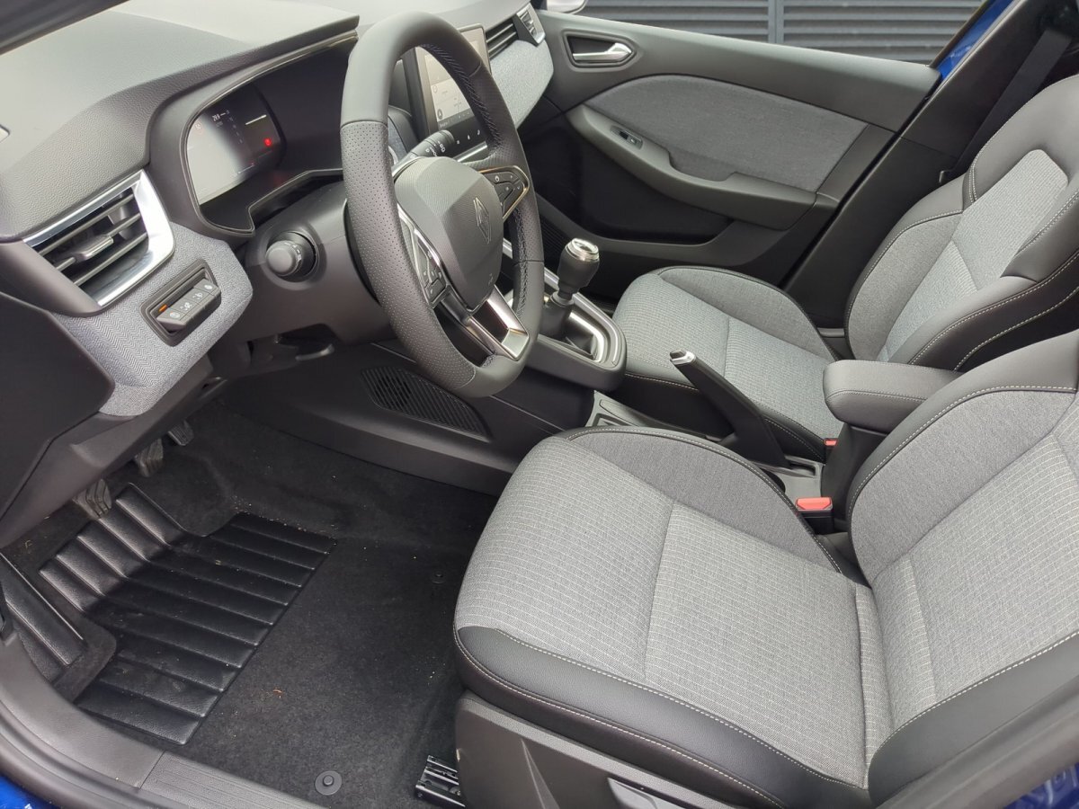 Renault Clio TCe 90 Techno SHZ LKHZ