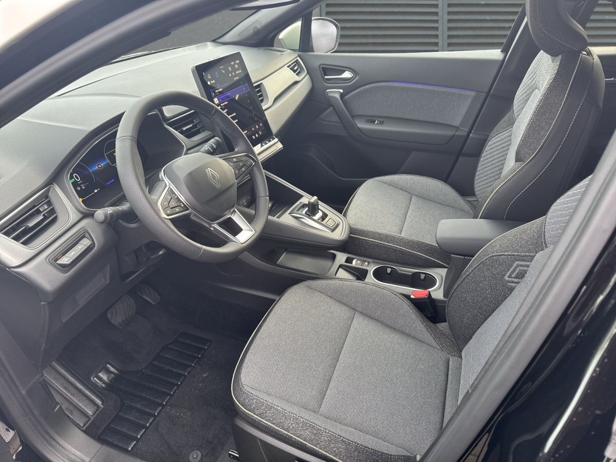 Renault Captur E-TECH 160 Techno GJR+SHZ+LED