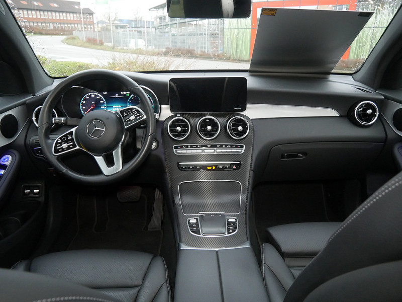 Mercedes-Benz GLC 300 e 4M Coupé NIGHT MEMO MULTI 360 DISTR