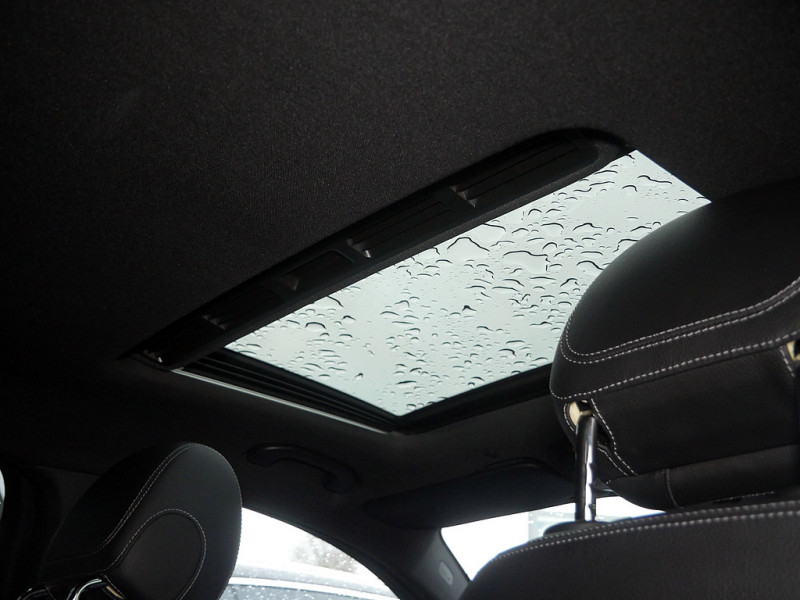 Mercedes-Benz GLC 300 e 4M Coupé NIGHT MEMO MULTI 360 DISTR