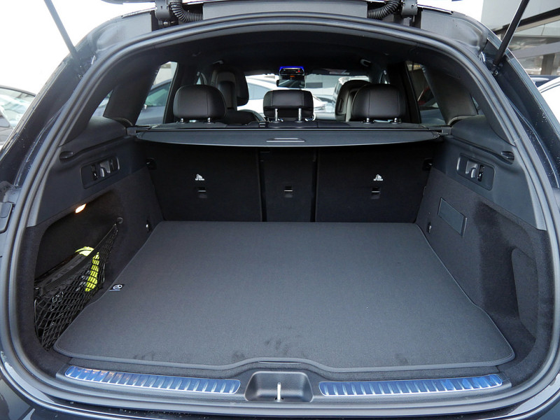 Mercedes-Benz GLC 220 220 d 4MATIC AMG MEMO 360 AHK DISTR KAMERA