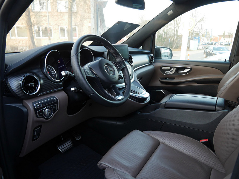 Mercedes-Benz V 300 d EXCLUSIVE EDITION Lang AMG AVANTGARDE
