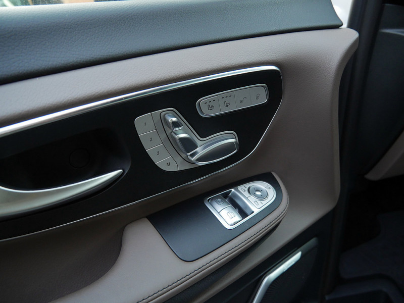 Mercedes-Benz V 300 d EXCLUSIVE EDITION Lang AMG AVANTGARDE