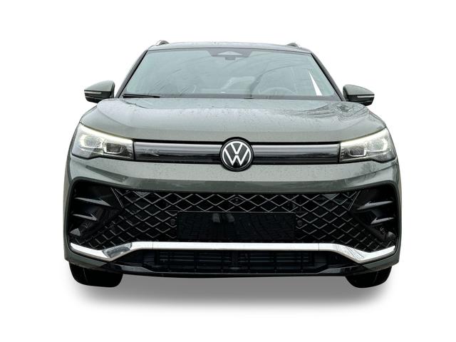 Volkswagen Tiguan R-Line People PLUG-IN+PANO+AHK