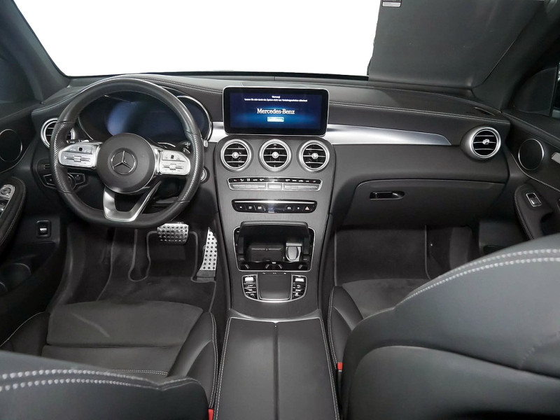 Mercedes-Benz GLC 300 4M AMG NIGHT 360 AIRMATIC DISTR KAMERA