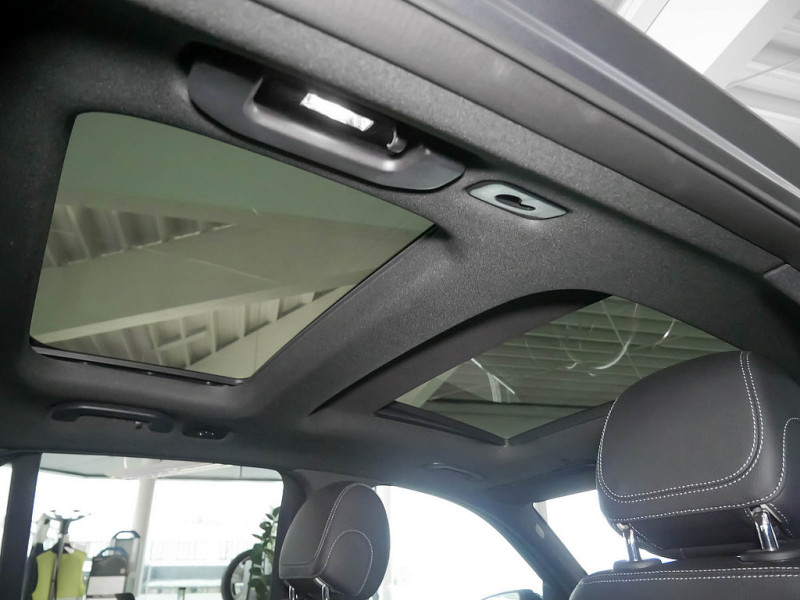 Mercedes-Benz GLC 300 4M AMG NIGHT 360 AIRMATIC DISTR KAMERA