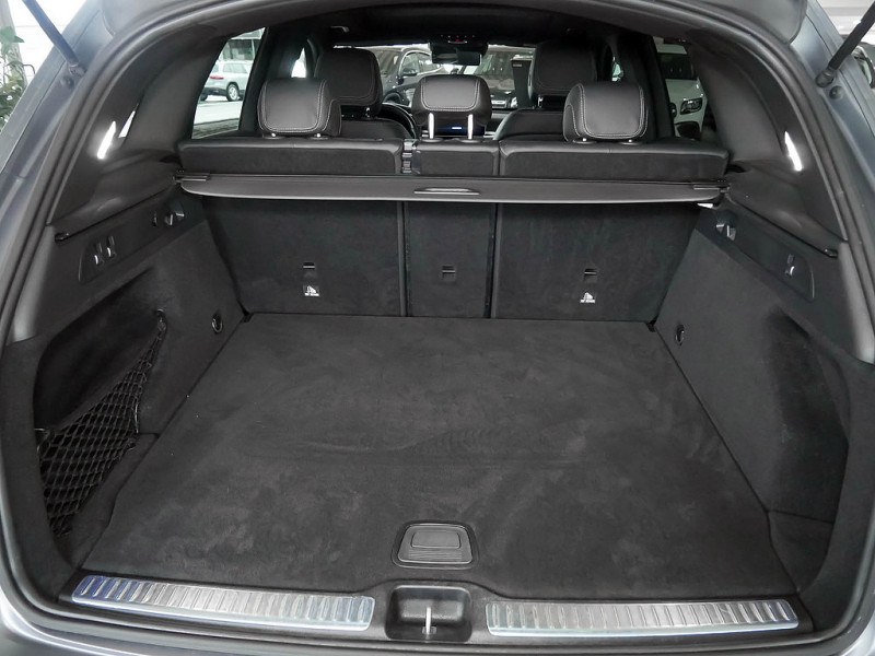 Mercedes-Benz GLC 300 4M AMG NIGHT 360 AIRMATIC DISTR KAMERA