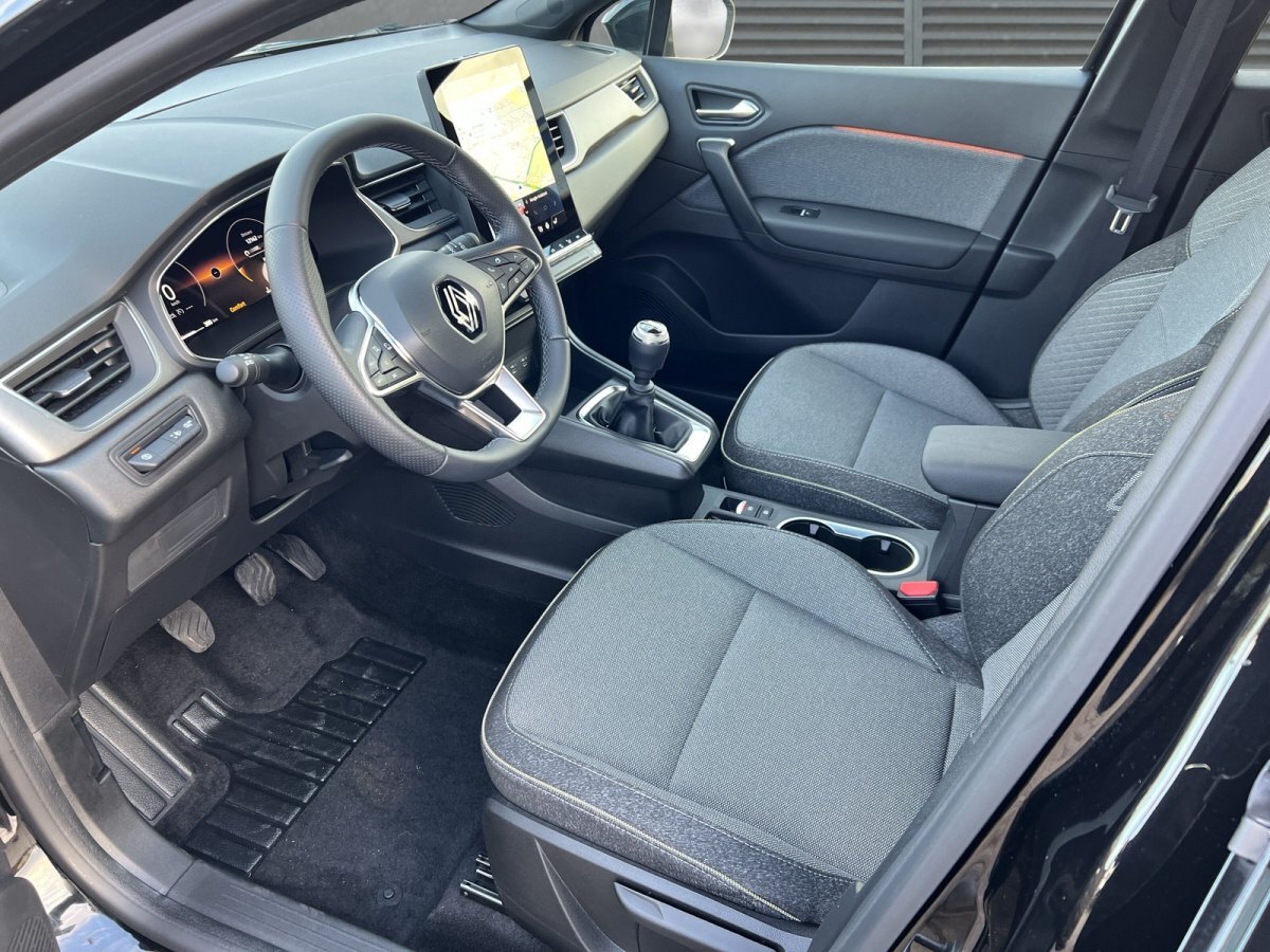 Renault Captur TCe 90 Techno SHZ Navi LKHZ