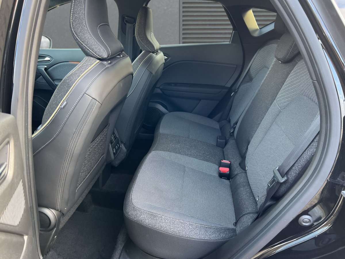 Renault Captur TCe 90 Techno SHZ Navi LKHZ